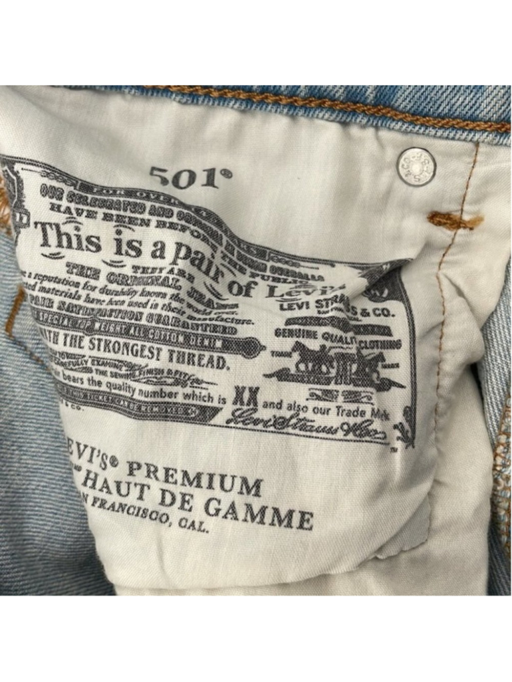 LEVI’S 501 premium logo tape jeans light wash y2k sz 27 button fly spell out - Picture 5 of 13
